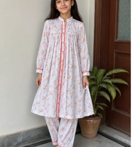 Girls Floral Printed Kurta Pajama Set